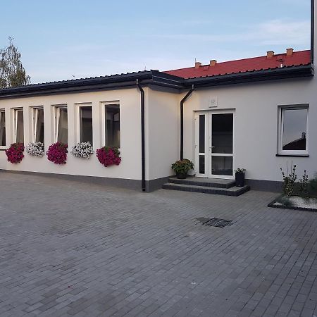 Arkadia Hostel 므와바 외부 사진